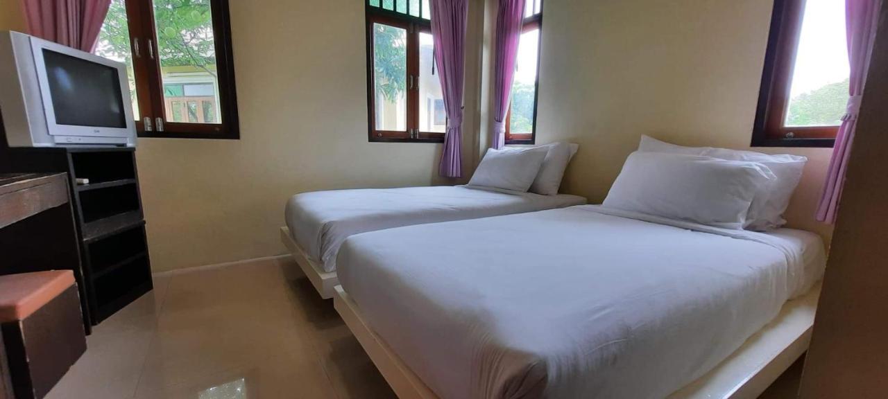 Baan Talay See Cream Resort Samut Songkhram Esterno foto