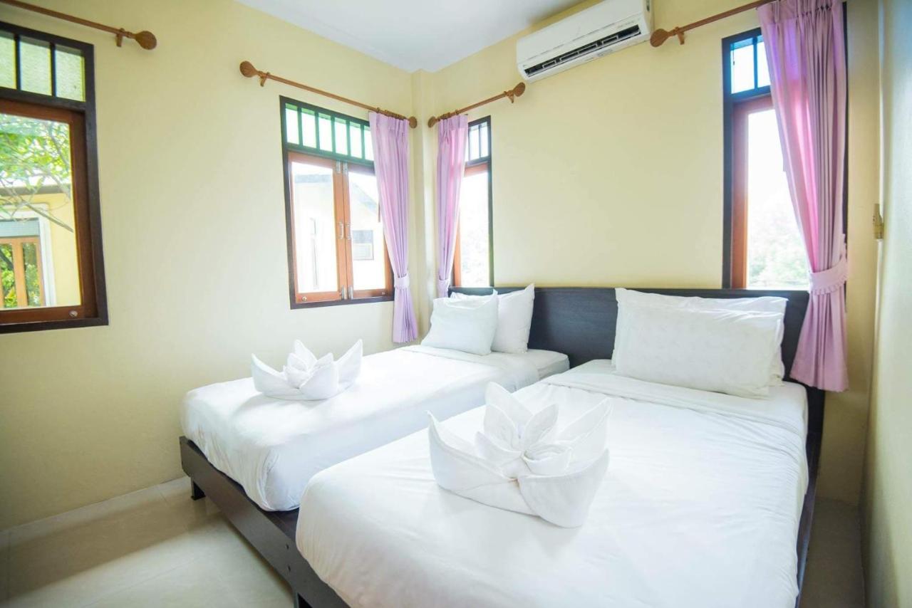 Baan Talay See Cream Resort Samut Songkhram Esterno foto