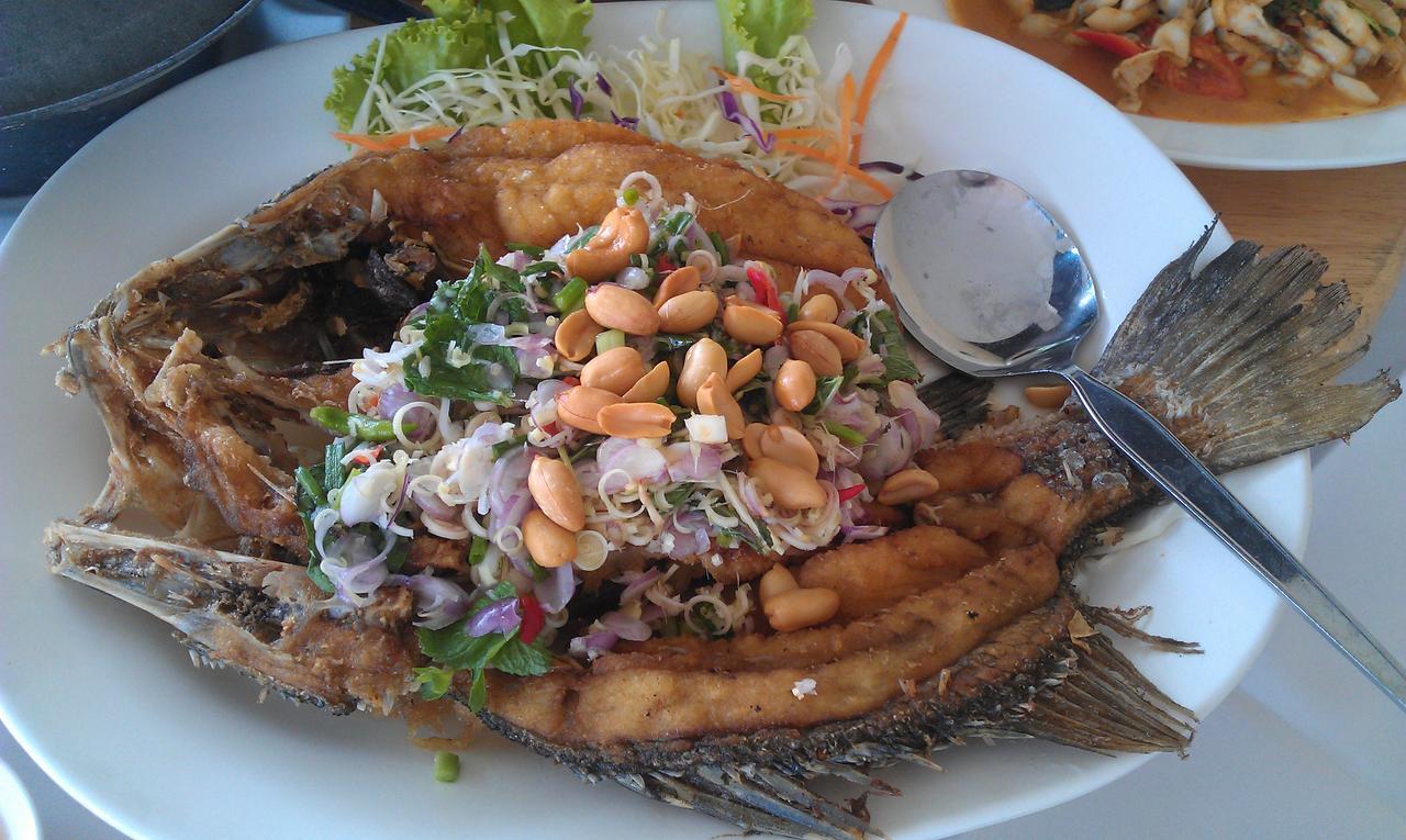 Baan Talay See Cream Resort Samut Songkhram Esterno foto
