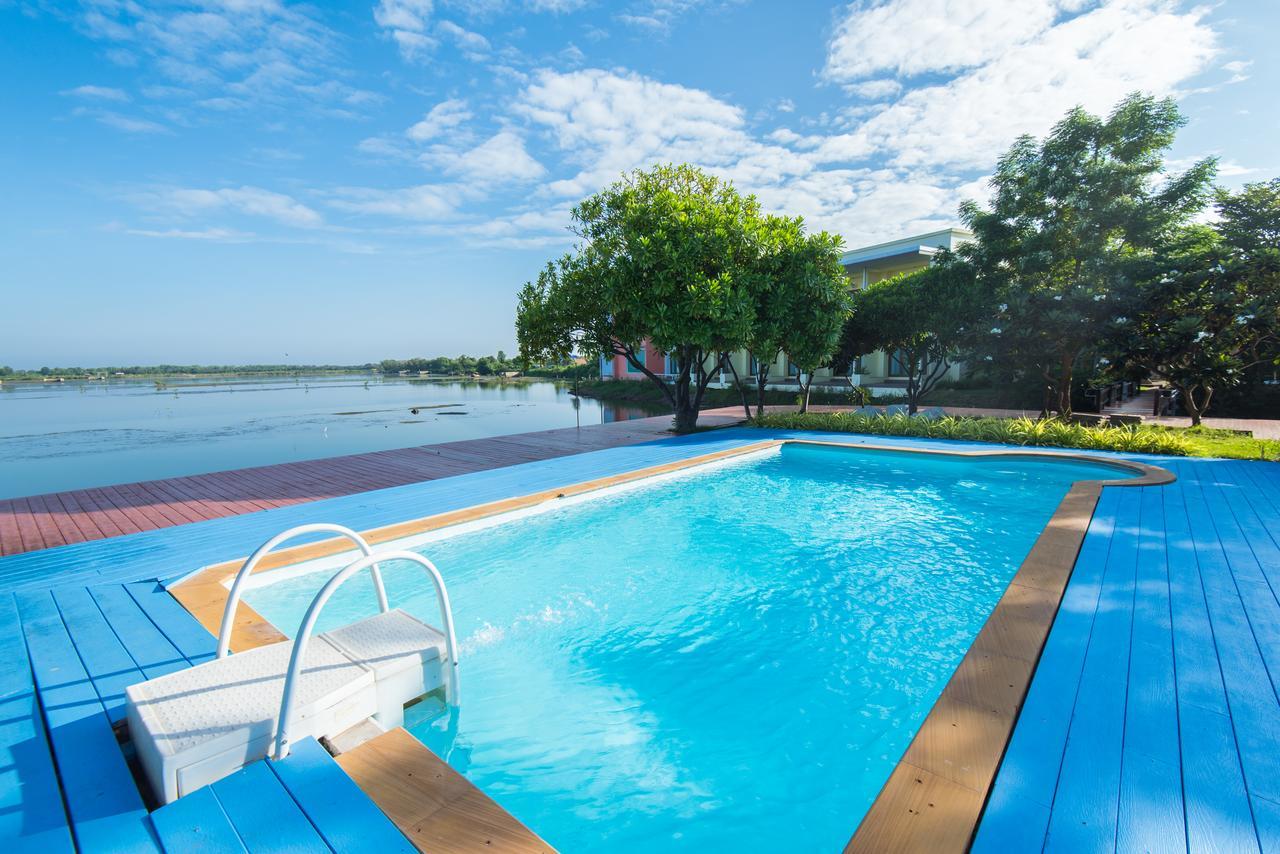Baan Talay See Cream Resort Samut Songkhram Esterno foto