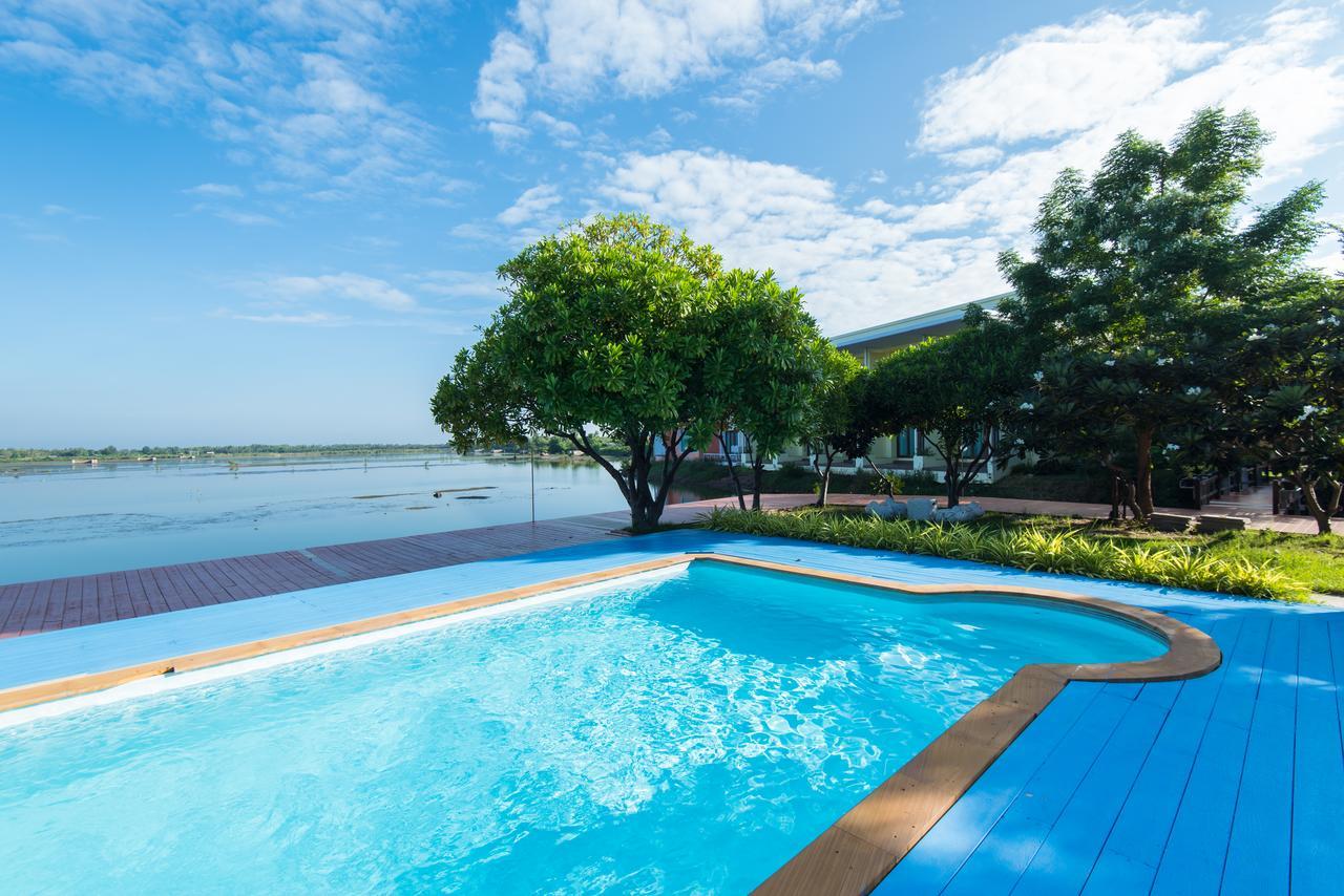 Baan Talay See Cream Resort Samut Songkhram Esterno foto