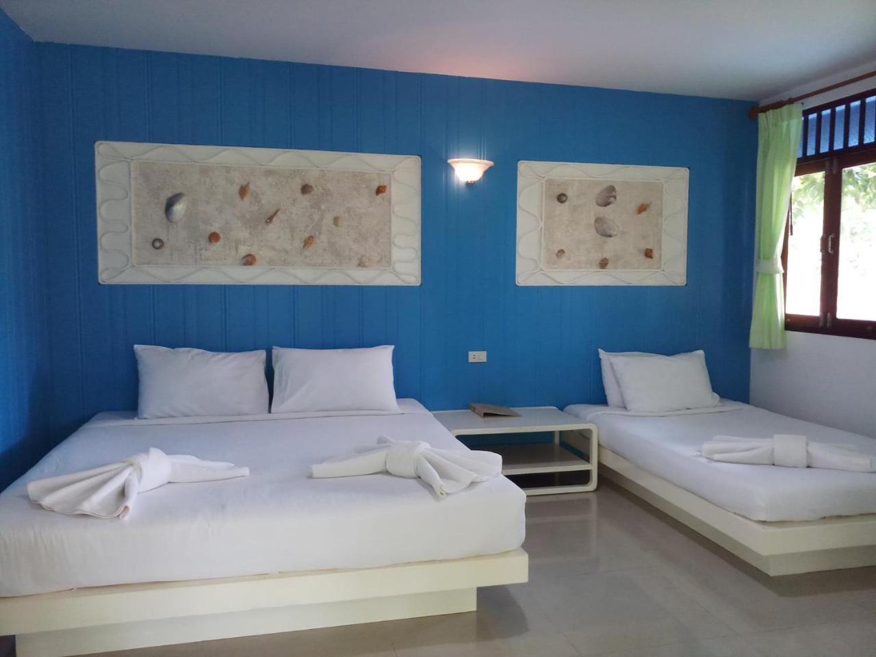 Baan Talay See Cream Resort Samut Songkhram Esterno foto